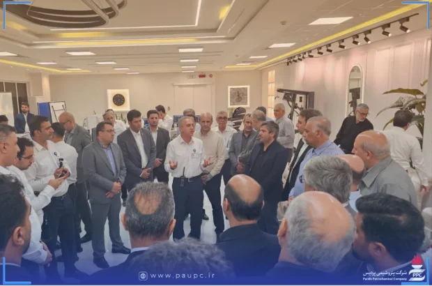 بازدید مدیران ساتا، غدیر و پارسیان از پتروشیمی پردیس؛ تجلیل از کارکنان خط مقدم «جنگ اقتصادی»