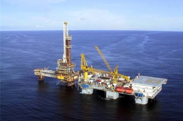 کارشکنی شرکت پیمانکار در مسیر ورود دکل نفتی