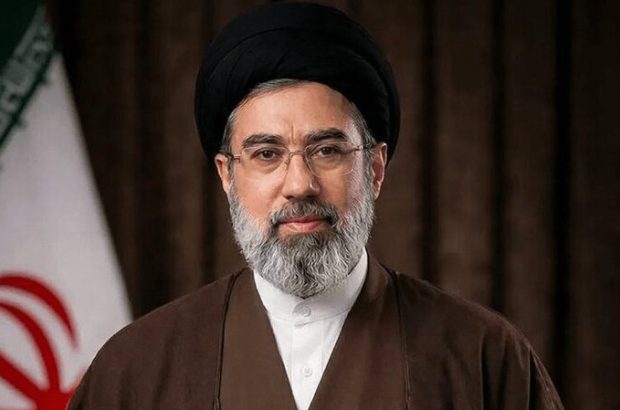 آیت‌الله سید مجتبی خامنه‌ای سومین رهبر نظام اسلامی ایران شد
