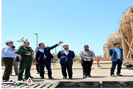ميز نفت – بازدید فرمانده سپاه ماهشهر از روند بازسازی پتروشیمی امیرکبیر